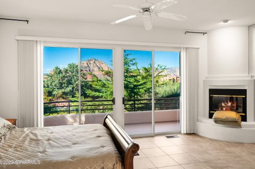 12 Linda Vis, Sedona AZ 86336-5067 exterior