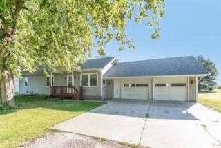 4990 Linn St, Richmond, IA 52247-9253