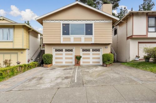 4320 Callan Blvd, Daly City, CA 94015-4404