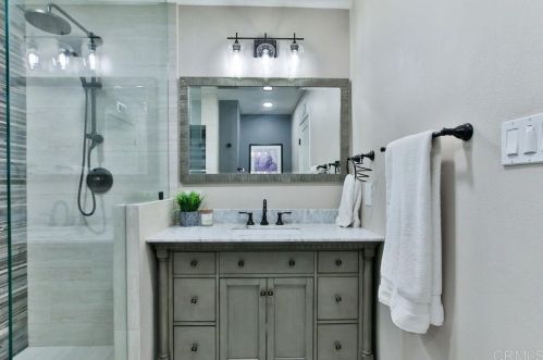 6352 Lake Dora Ave, San Diego CA 92119-3128 exterior