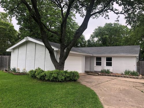 1416 Timberlake Cir, Richardson TX  75080-4124 exterior