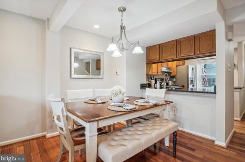 8518 Blue Rock Ln, Lorton VA  22079-3062 exterior