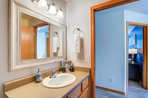 2909 Interlaken Pass, Madison WI  53719-2476 exterior