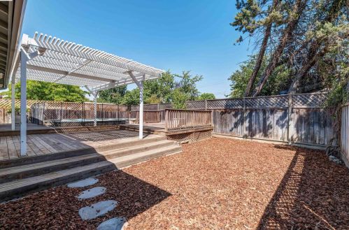 390 Rincon Ave, Livermore CA  94551-6521 exterior