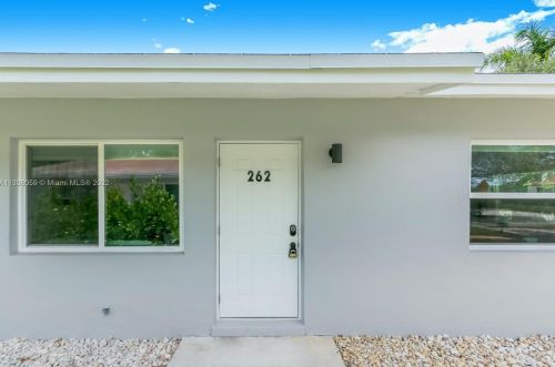 262 12th St, Delray Beach FL  33444-2916 exterior
