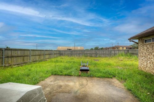 1716 Fred St, Greenville TX  75401-2374 exterior