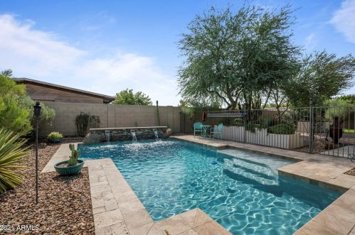 5701 Mesquite Grove Way, Chandler, AZ 85249-9667