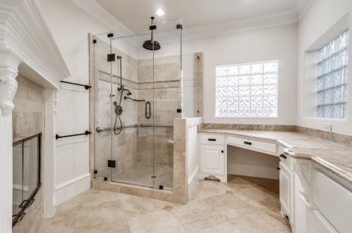 18032 Benchmark Dr, Dallas TX  75252-6444 exterior