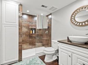 207 Fellows Ave, West Jefferson OH  43162-1474 exterior