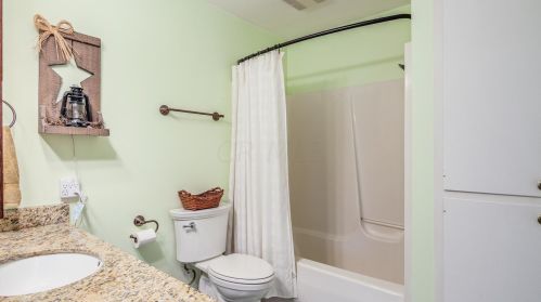 2306 Wesley Chapel Rd, Zanesville OH  43701-9334 exterior