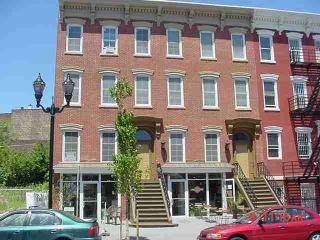 673 Bergen Ave, Jersey City NJ  07304-2684 exterior