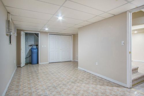 51823 Cheryl Dr, Granger IN exterior