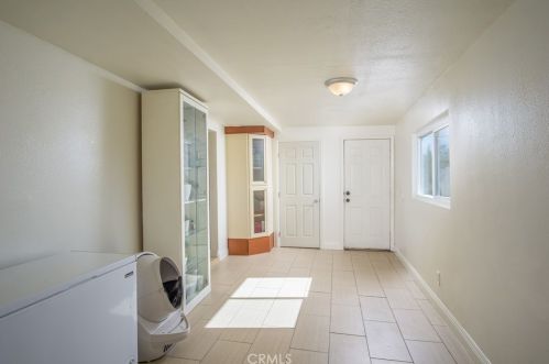 1591 Persimmon St, Rialto CA  92377-4190 exterior
