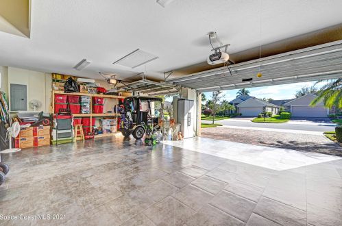 2793 Galindo Cir, Melbourne FL 32940-5912 exterior