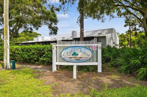 6388 93rd Ter, Pinellas Park FL  33782-4646 exterior