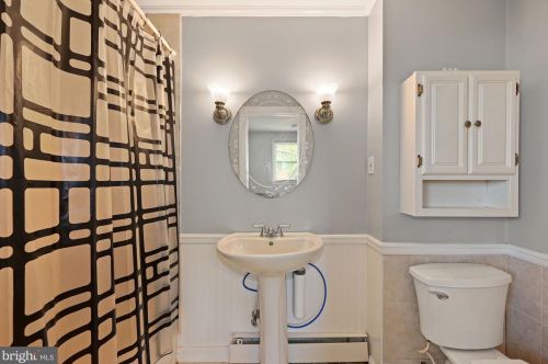 100 Spring Ter, Browns Mills NJ  08015-6502 exterior