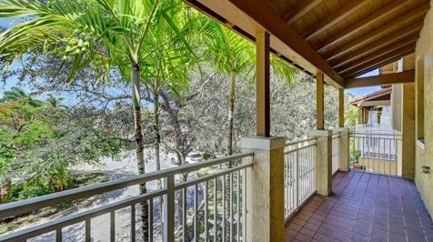 402 25th Ave, Boynton Beach FL  33426-8790 exterior