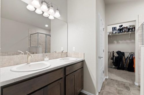 955 Los Charros Dr, Pueblo CO 81007-6167 exterior