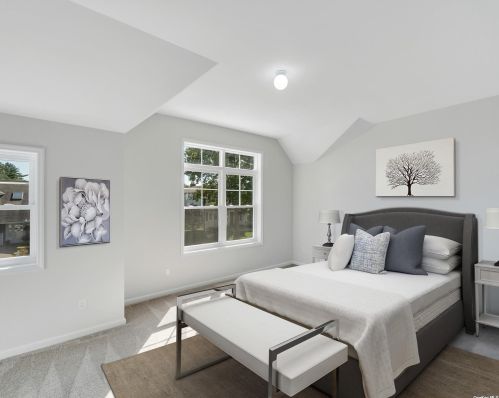 594 Canal Rd, Mount Sinai NY  11766-3307 exterior