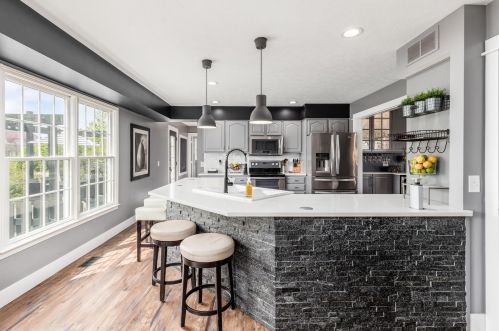 1334 Advent Ct, Marysville, OH 43040-5552