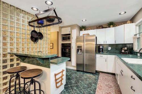 83 Otis Rd, Islip Terrace NY  11752-1907 exterior