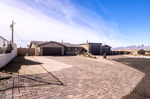 2247 Seabring Ct, Lake Havasu City, AZ 86403-3153