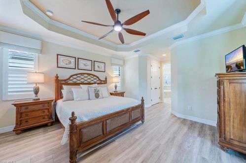 3022 Aviamar Cir, Naples FL  34114-9566 exterior