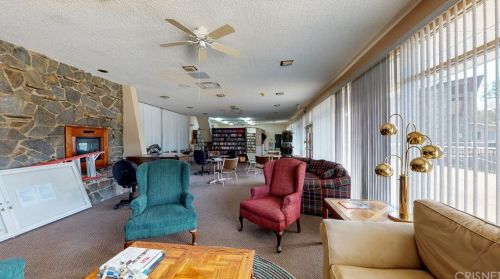 18925 Circle Of The Oaks, Santa Clarita CA  91321-1420 exterior