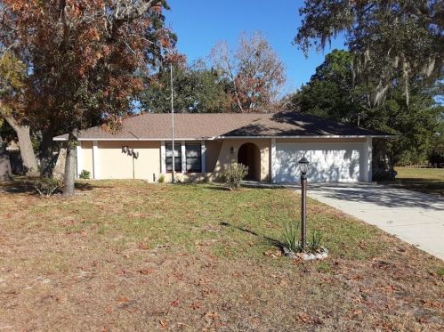 8429 Foxboro Ln, Brooksville, FL 34608-4055