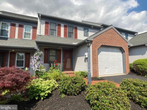 280 Sand Ct, Ephrata, PA 17522-2648