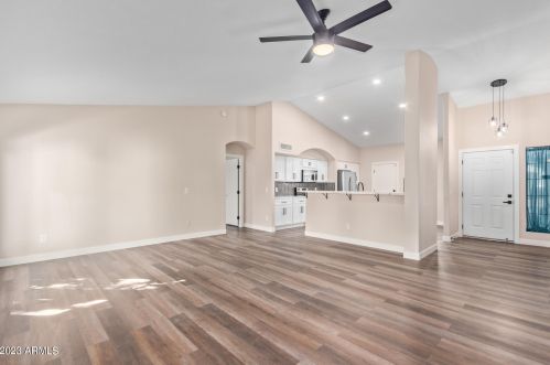 4351 Wahalla Ln, Glendale AZ  85308-7345 exterior