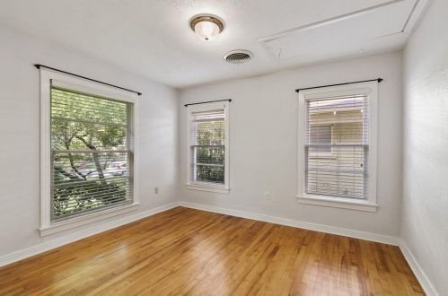 2121 Weatherbee St, Fort Worth TX  76110-1245 exterior