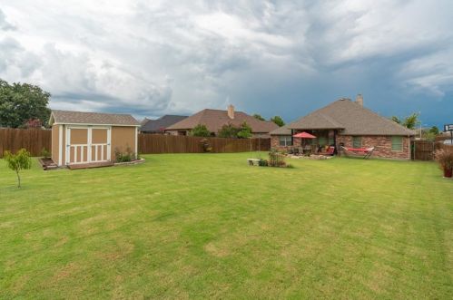 6905 Gamecock Dr, Greenville TX  75402-7720 exterior