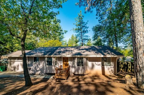 15274 Pammy Way, Grass Valley CA  95949-6522 exterior