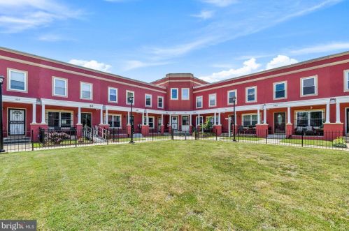 1423 Alabama Ave, Washington, DC 20032-5052