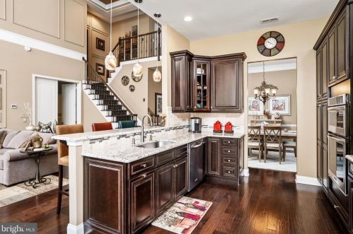 1748 Renaissance Blvd, Yardley PA  19067-6446 exterior