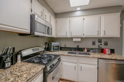 1066 Occidental Cir, Redlands CA  92374-2685 exterior