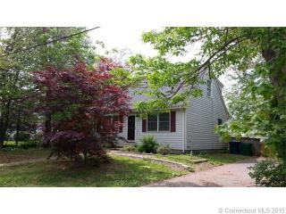 12 Lois Ave, Waterford, CT 06385-1319