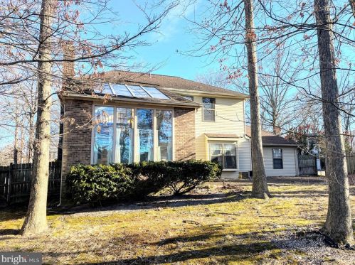 24 Rushwick Rd, Mount Laurel, NJ 08054-3307