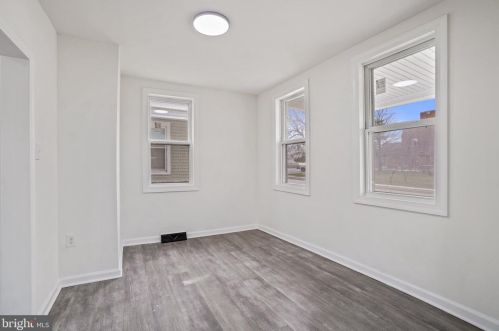 104 High St, Red Lion PA  17356-1606 exterior