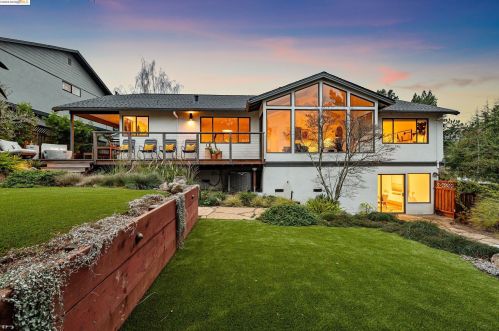 13050 Brookpark Rd, Oakland CA  94619-3504 exterior