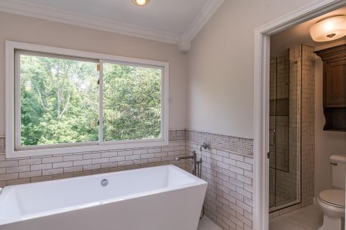 8235 Woodcreek Dr, Florence KY  41042-9119 exterior