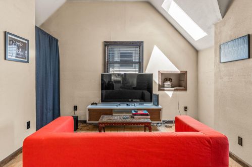 344 Rosedale Ave, Milwaukee WI 53207-0014 exterior