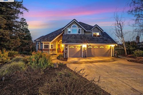 678 Romeo Ct, Pleasanton, CA 94566-7788