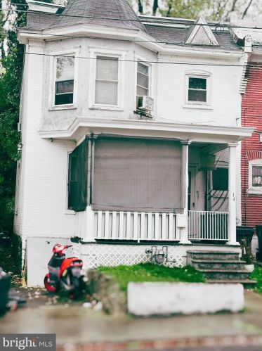 314 23rd St, Wilmington, DE 19802-4338