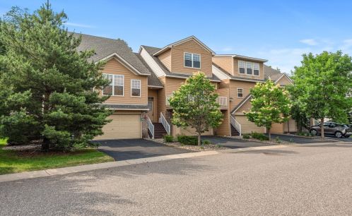2150 Cedar Grove Trl, Saint Paul, MN 55122-1543