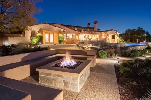 8411 Run Of The Knolls Ct, San Diego CA  92127 exterior