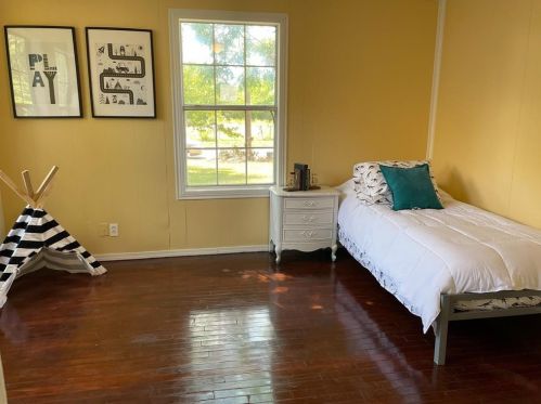 1815 Speedway St, Greenville TX 75401-3036 exterior