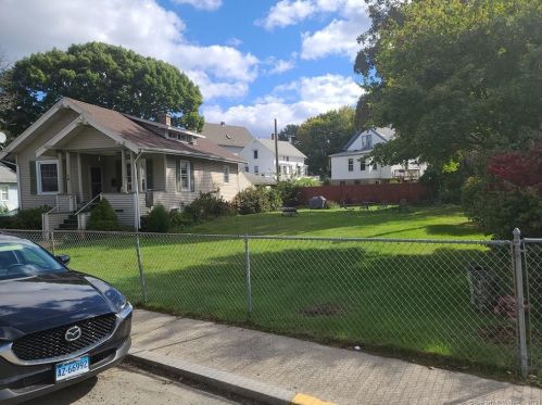38 Ann St, United States Coast Guard Ac, CT 06320-5417