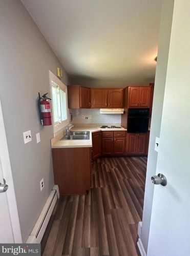 142 Hazelhurst Ave, Lawrence Township NJ  08638-3512 exterior